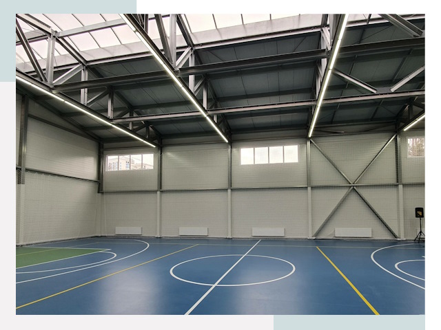 Строительство спортивных объектов от 610 руб в Пугачёв